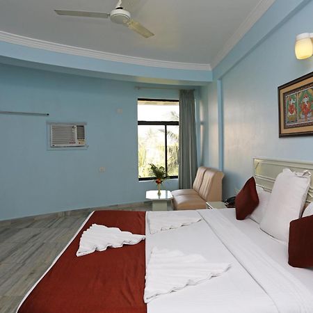 Hotel Niladri Puri Εξωτερικό φωτογραφία