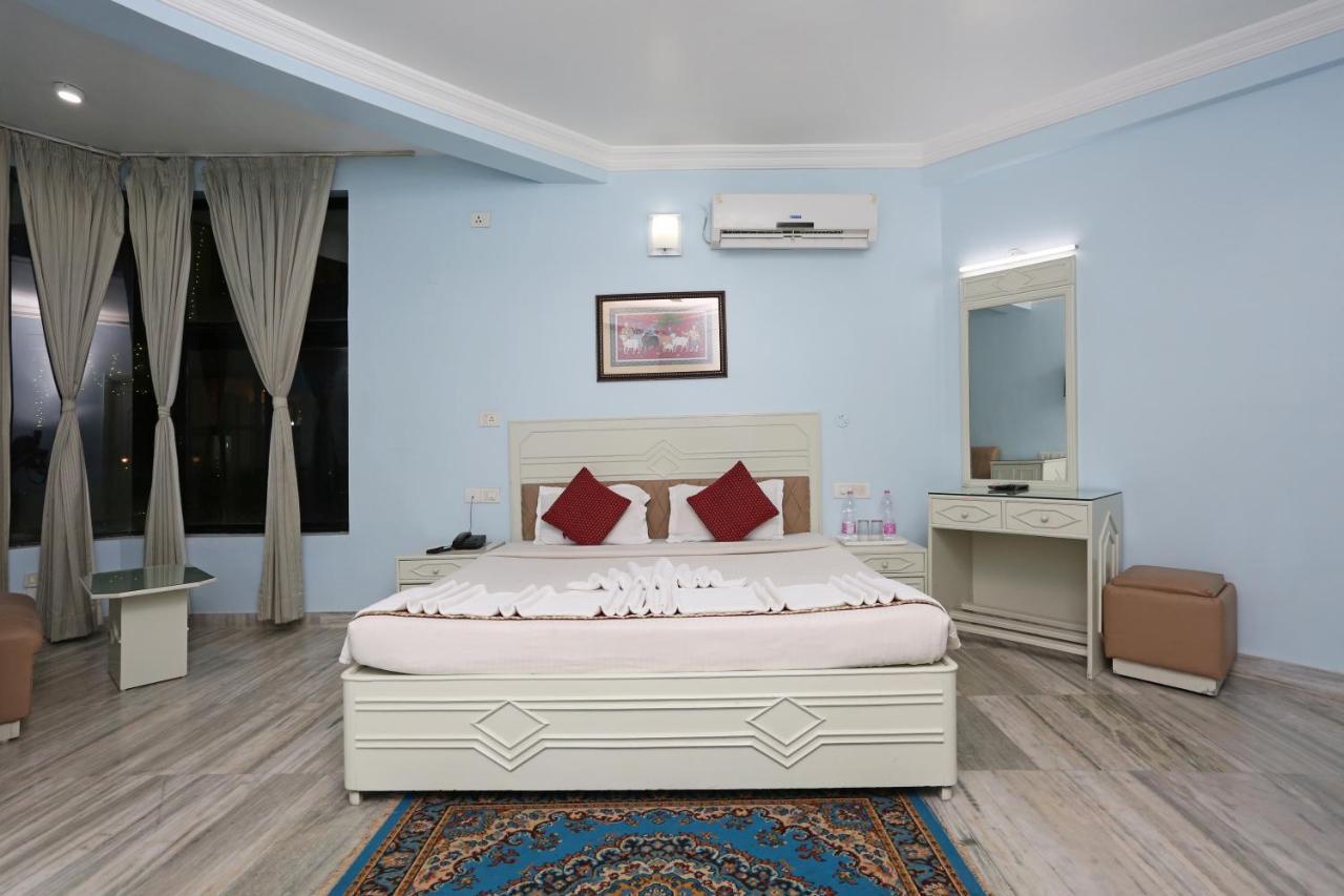 Hotel Niladri Puri Εξωτερικό φωτογραφία